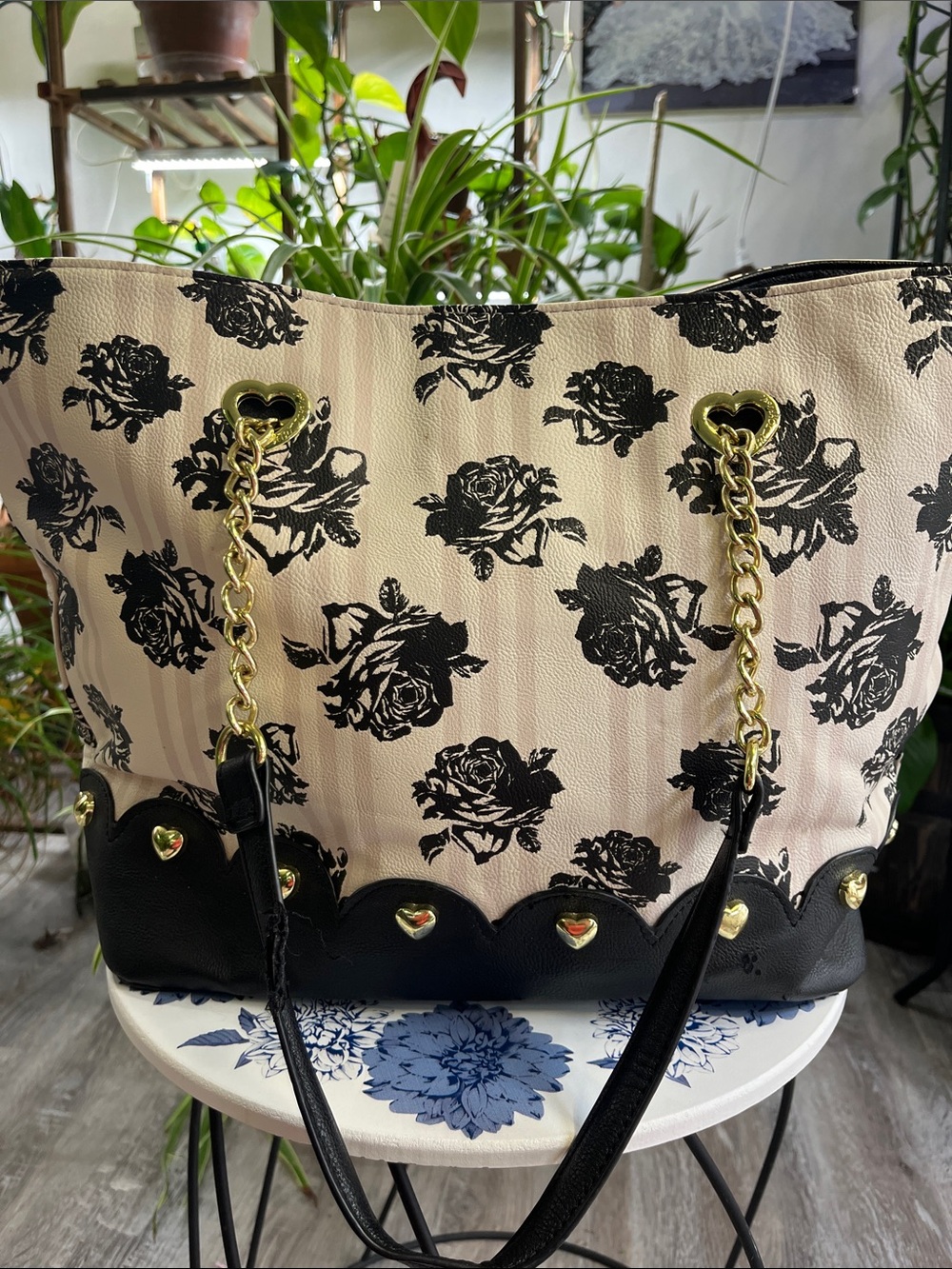 Betsey Johnson tote cream/black - Picture 3 of 12